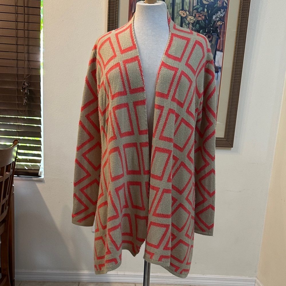 DEPRI Beige/Coral Geometric Patterned Women's Sweater Size Small